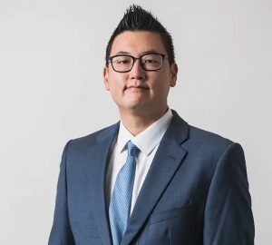 Photo of Eric Hyun